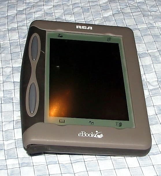 RCA REB 1100 實機參考圖（Flickr / Photo Nut 2011）