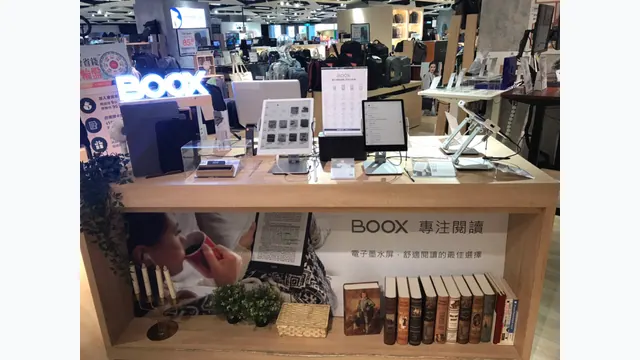 BOOX Go 7 卡在開機 Logo:讀者送修被問了一長串問題——我們把熊老闆正在追的重點整理給你