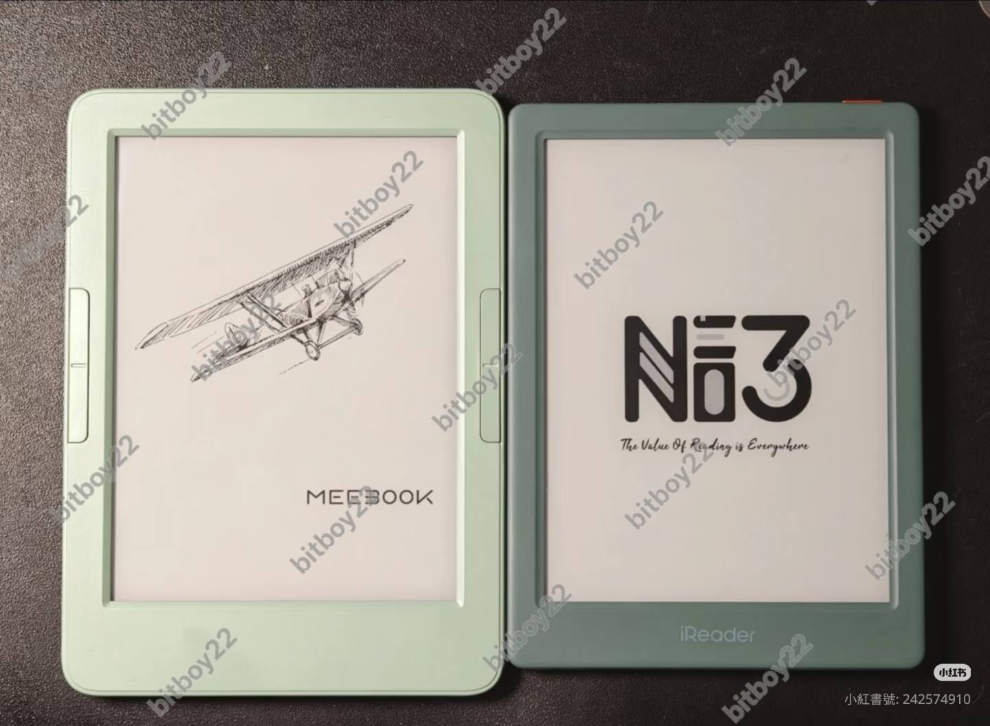 Meebook E6 與相近 6 吋機型並排照片